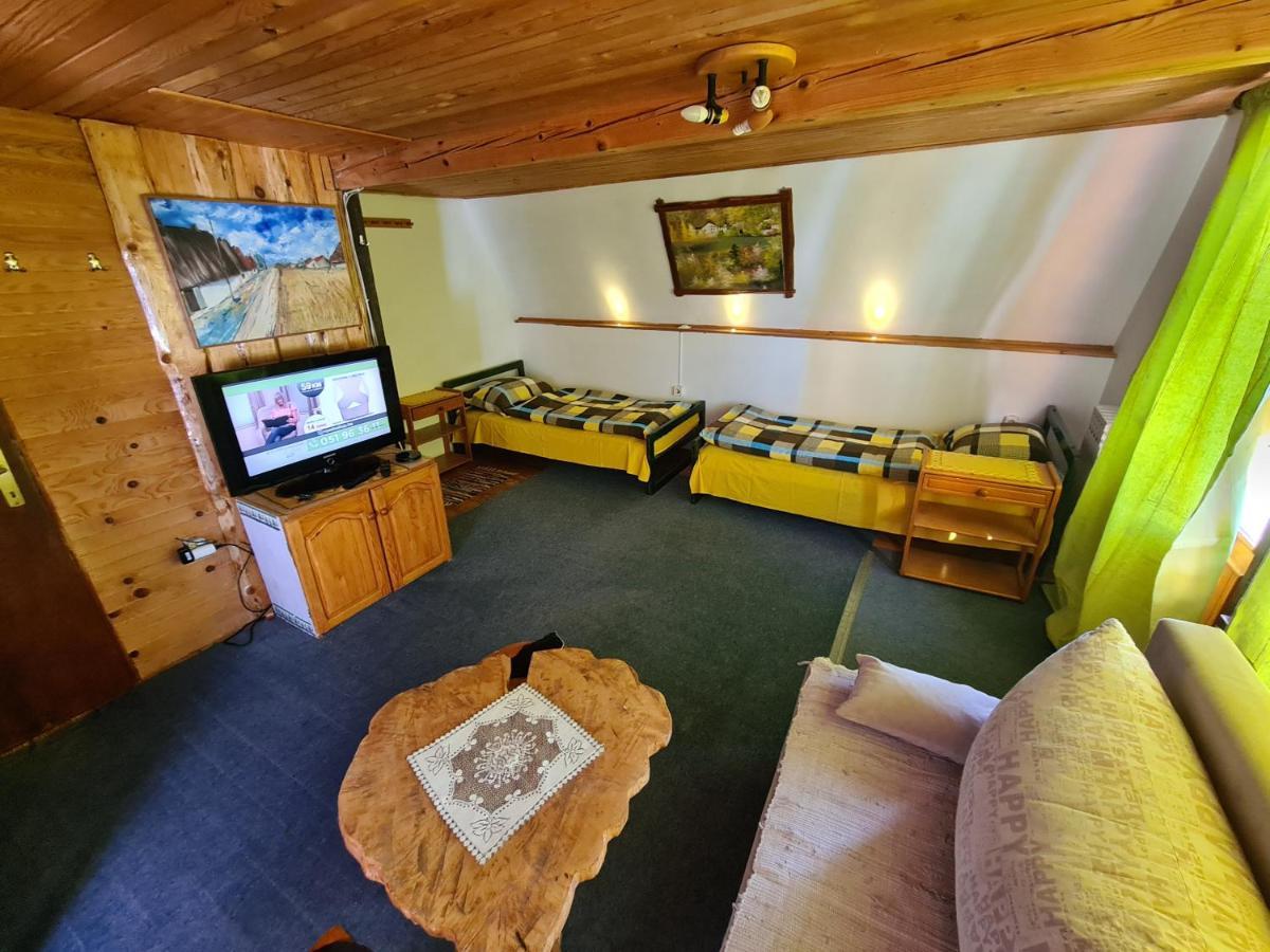 Villa Rustika ยาโฮรินา ภายนอก รูปภาพ